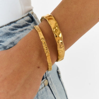 The Portofino Sculpted Gold Cuff